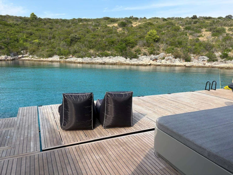 Luxury Yacht rental with or without captain  Athens