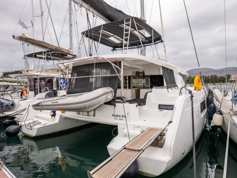 Catamaran for rent Néa Péramos at the best price