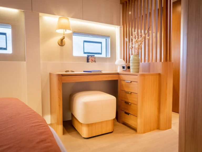 Bali Bali 5.8 charter bareboat or captained in  Sandy Ground