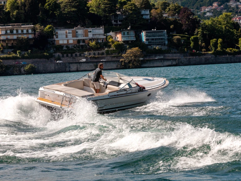 Rent a Panzanini Nautica Como (City)