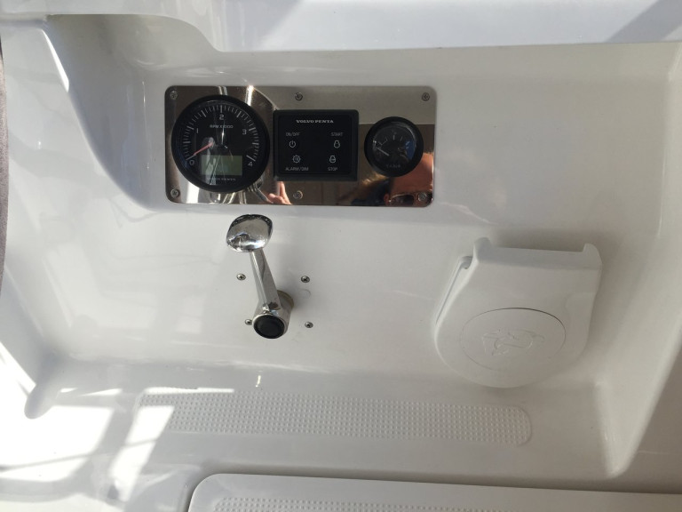 Bareboat Rental Sailboat Bavaria with a boat licence