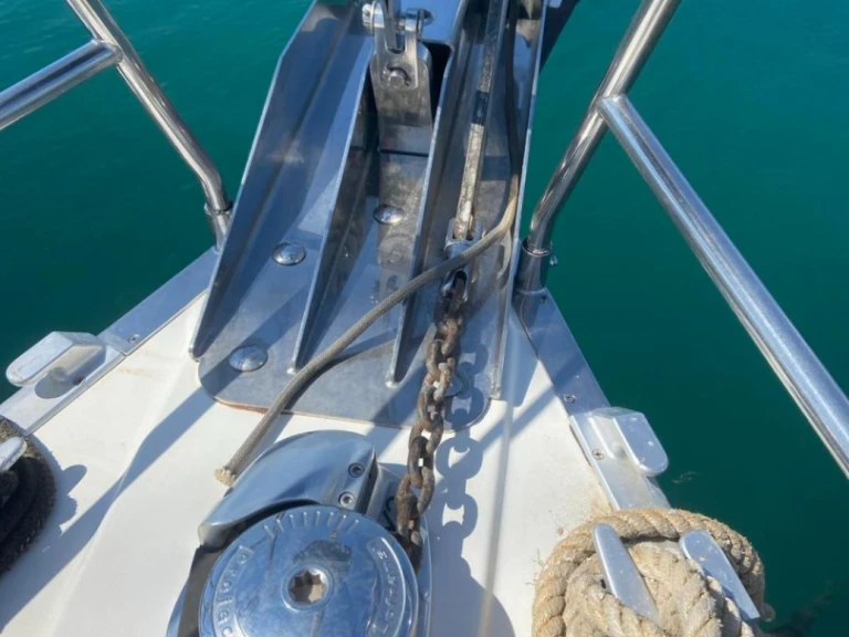 Sailboat for rent Lefkáda at the best price