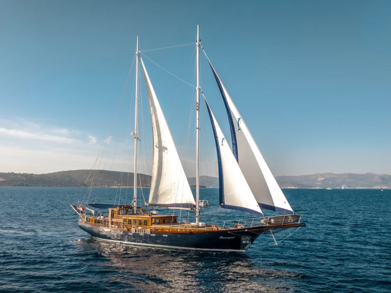 Yacht charter Split cheap Gulet Smart Spirit