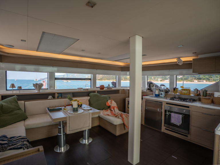 Rent a Lagoon Lagoon 55 Castellammare del Golfo