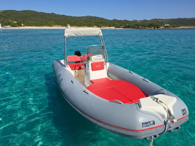 RIB rental with or without captain Bwa Cugnana Verde