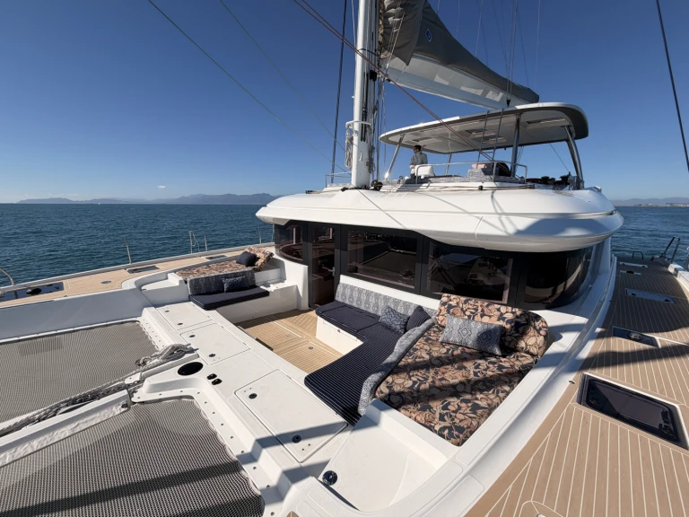 Yacht charter Castellammare di Stabia cheap Lagoon 60