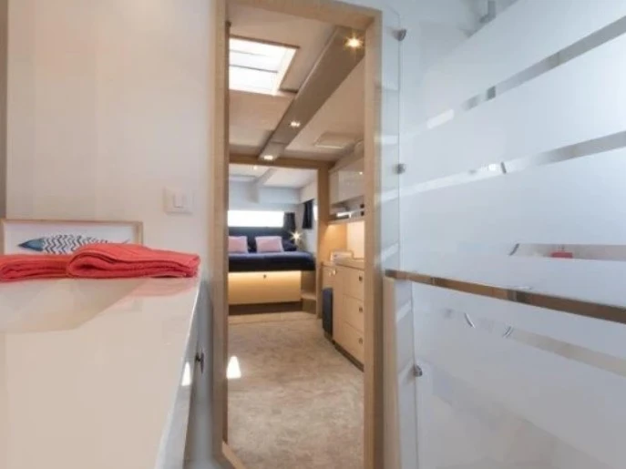 Catamaran rental in Alimos - Fountaine Pajot Saona 47