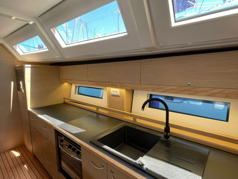 Sailboat rental in Trogir - D&D Yacht D&D Kufner 54.2