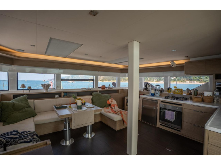 Catamaran rental with or without captain Lagoon Salerno