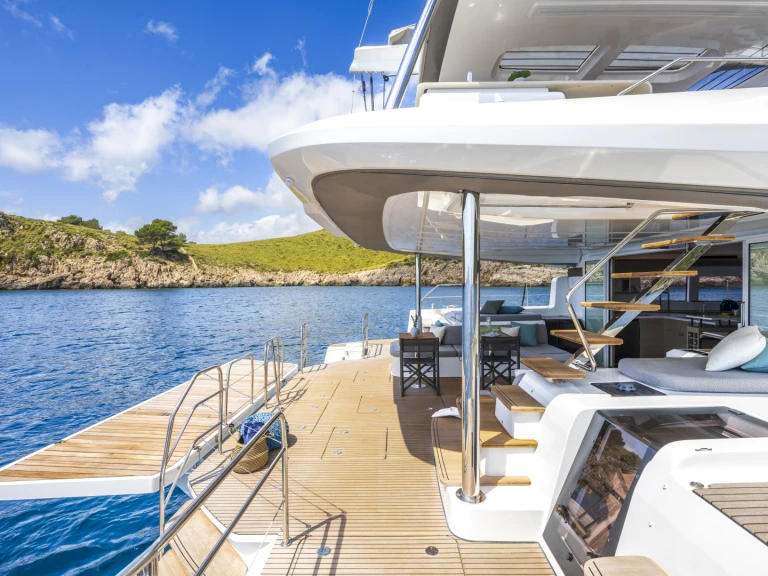 Catamaran rental in Capo d'Orlando - Lagoon Lagoon 60