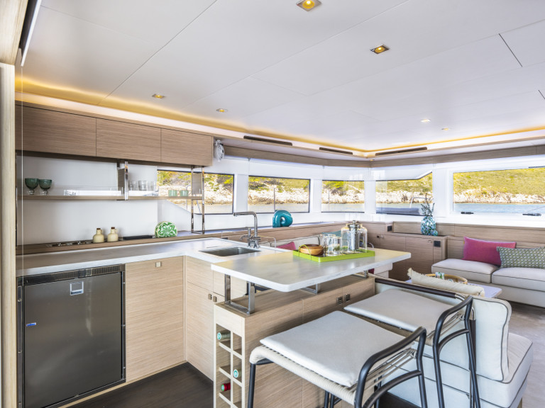 Boat rental Lagoon Lagoon 60 in Salerno on Samboat