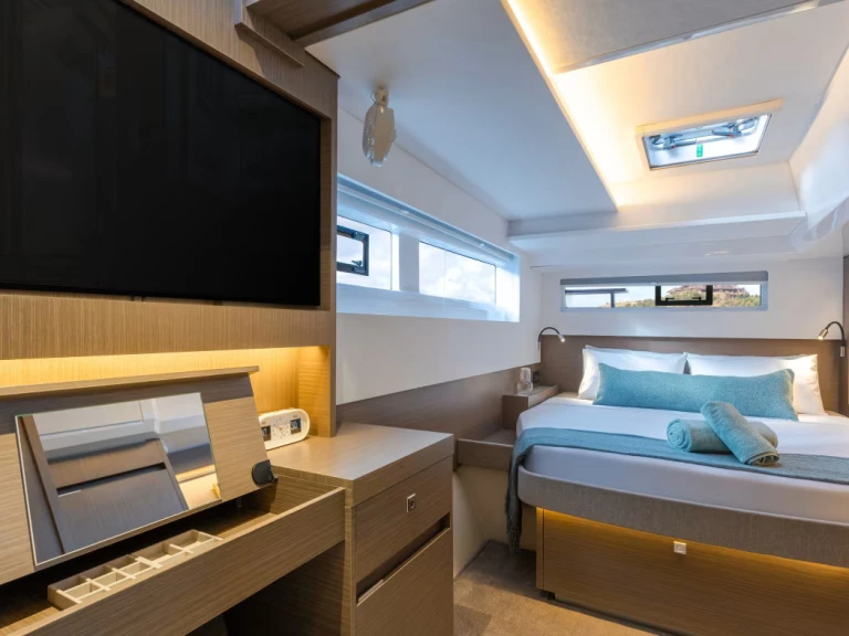 Bareboat Rental Catamaran Leopard with a boat licence