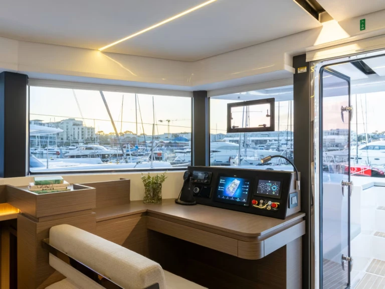 Catamaran for rent Le Marin at the best price