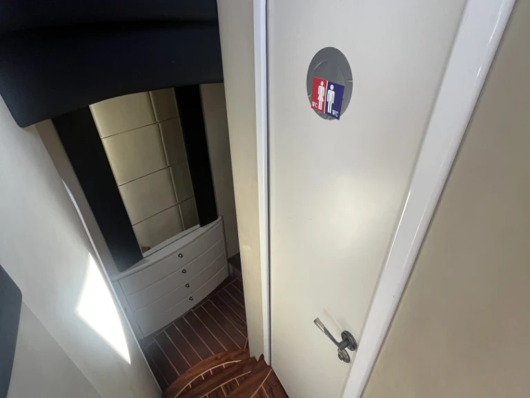 Yacht charter Beşiktaş cheap Absolute 43 Fly