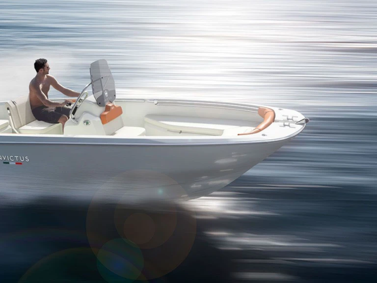 Motorboat for rent Fornells at the best price