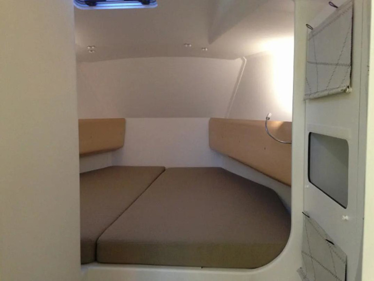 Rent a Pogo Structures Pogo 36 La Rochelle