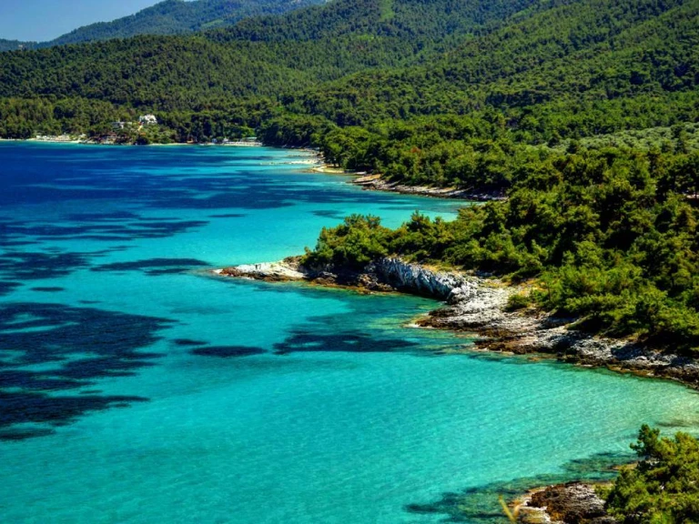 Dromor Commander 40 charter bareboat or captained in  Kavála