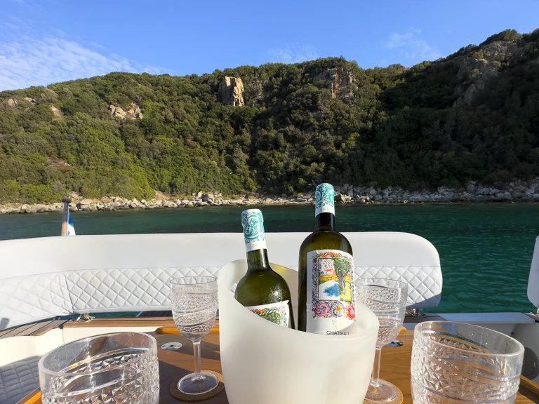 RIB rental with or without captain Dromor Kavála