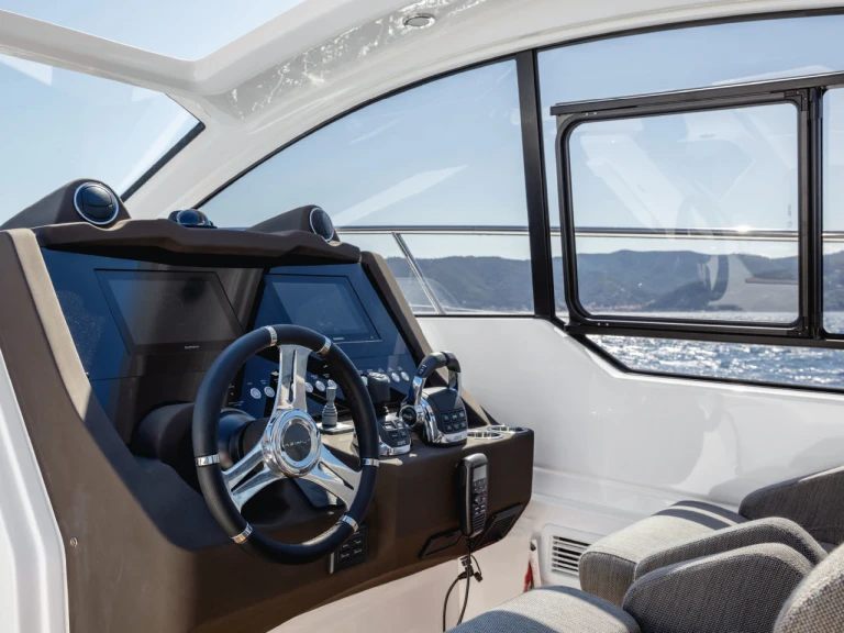 Yacht charter Podstrana cheap Azimut Atlantis 45