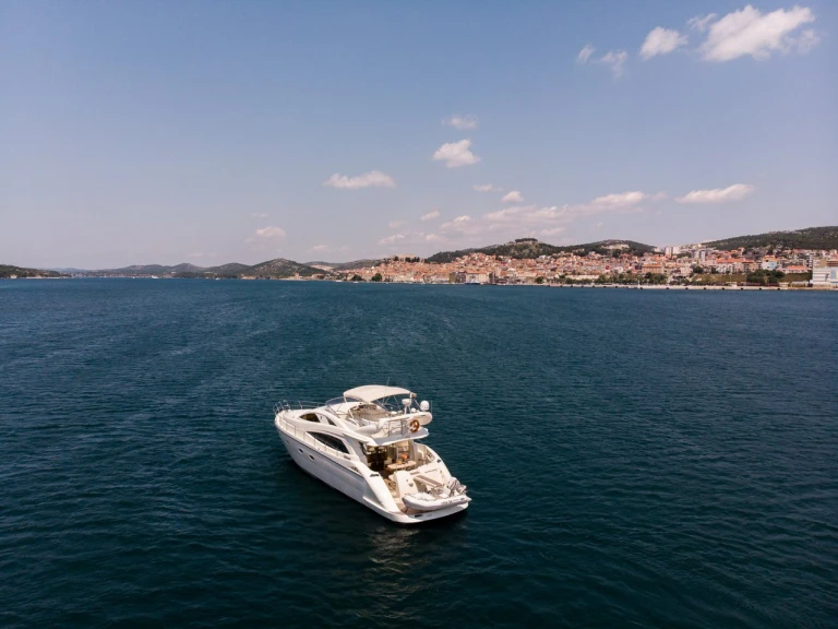 Yacht charter Podstrana cheap Aicon 56