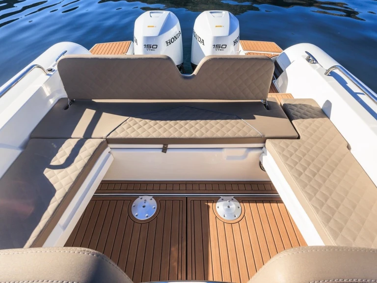 RIB for rent Ajaccio at the best price