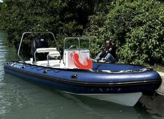 Zeppelin Zeppelin Command 22 VPRO in Aix-les-Bains on SamBoat