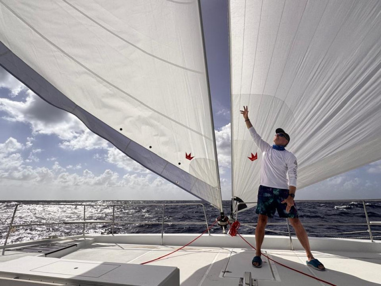 Yacht charter Road Town cheap Bali 5.4