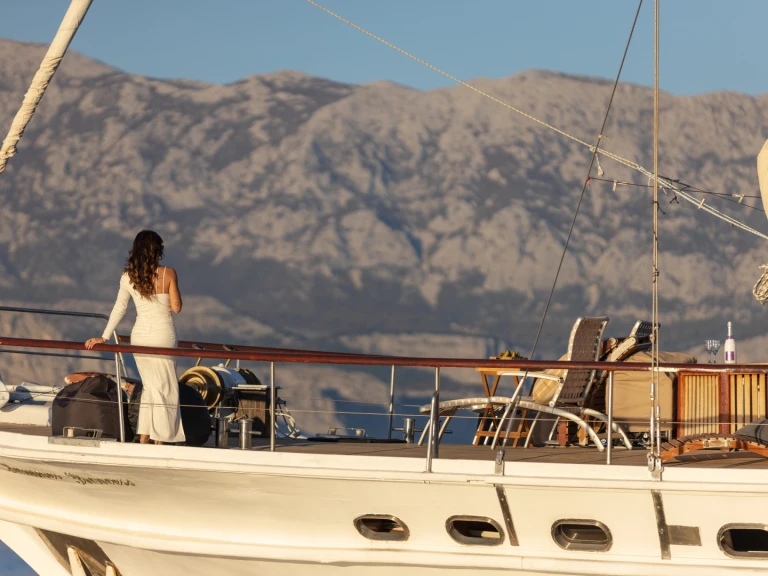 Bareboat Rental Sailboat  with a boat licence