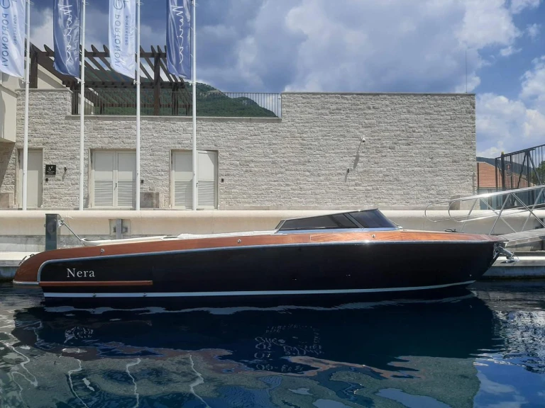 Motorboat for rent Portonovi at the best price