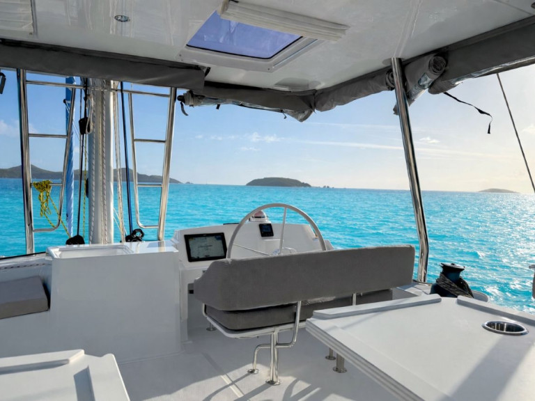 Bali Bali 5.4 charter bareboat or captained in  Road Town