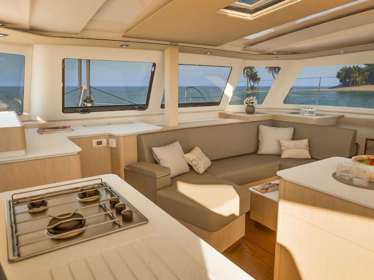 Boat rental Fountaine Pajot Fountaine Pajot FP 41 Quatuor 4 in Lávrio on Samboat