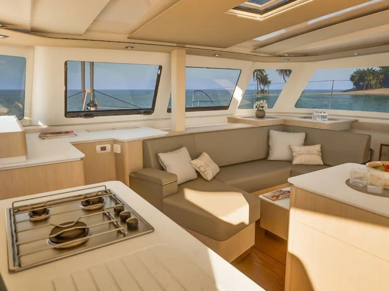 Boat rental Fountaine Pajot Fountaine Pajot FP 41 Quatuor 4 in Lávrio on Samboat