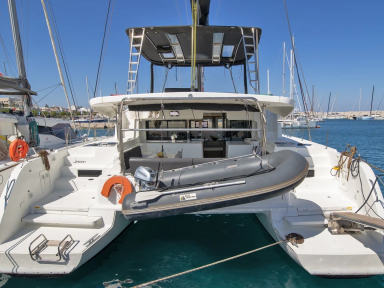 Lagoon Lagoon 46 in Rhodes (City) on SamBoat