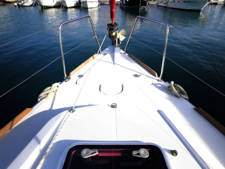 Yacht charter Biograd na Moru cheap Sun Odyssey 33i