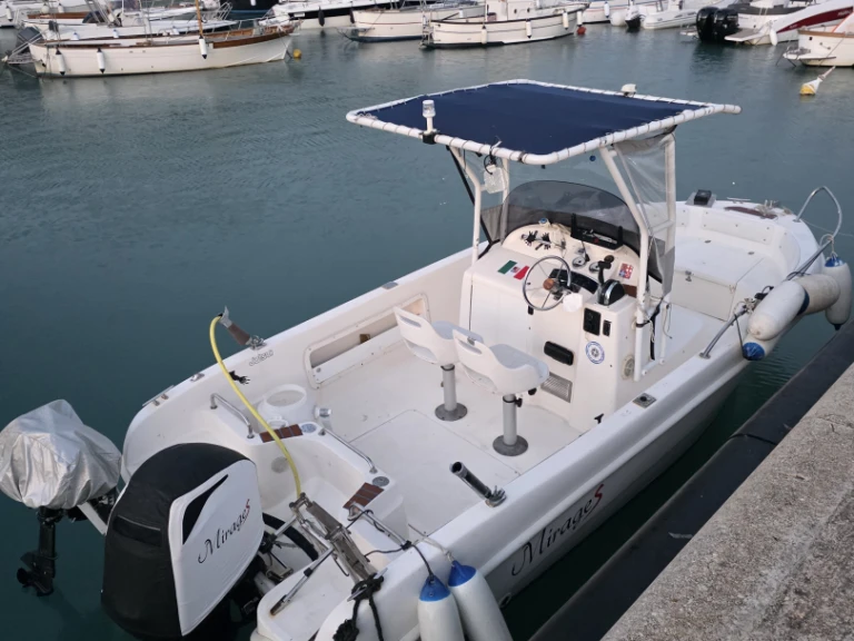 Boat rental Saver 580 in San Nicola A Mare on Samboat