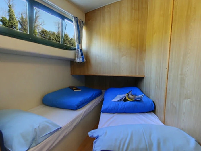 Bareboat Rental Motorboat Le Boat with a boat licence