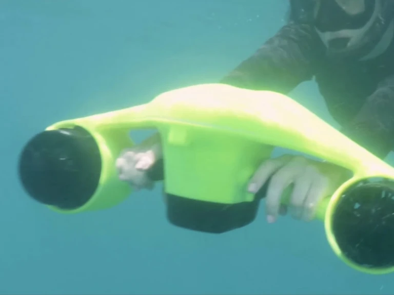 Galeon Galeon 420 Fly charter bareboat or captained in  Mandelieu-la-Napoule