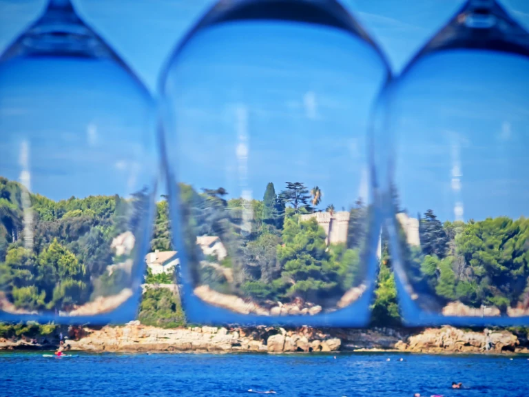 Yacht charter Mandelieu-la-Napoule cheap Galeon 420 Fly