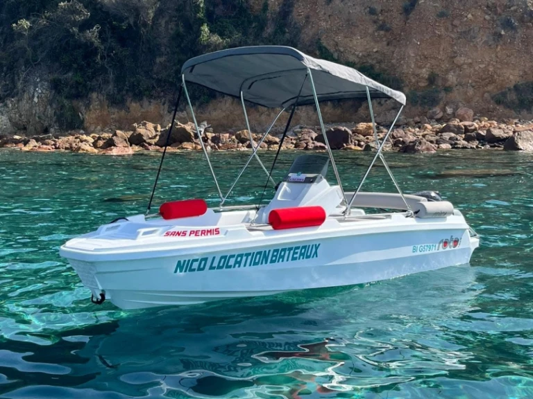 Motorboat rental in Galéria - ROTO 450s Family