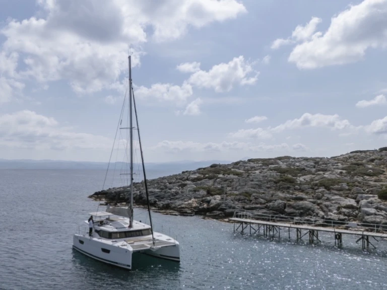 Bareboat Rental Catamaran Fountaine Pajot with a boat licence