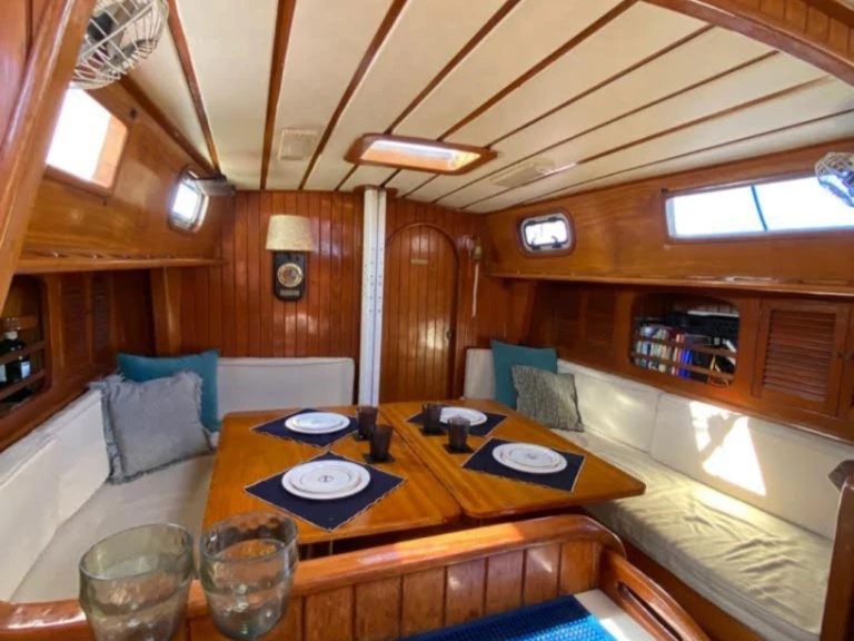 Yacht charter Baie de Grande-Case cheap Peterson 34 