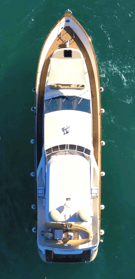 Rent a Versilcraft Falcon80 Amalfi Coast