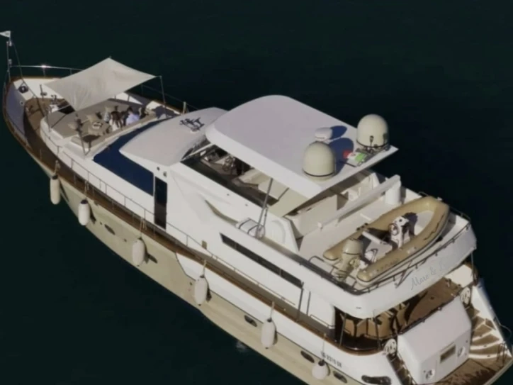 Yacht charter Amalfi Coast cheap Falcon80