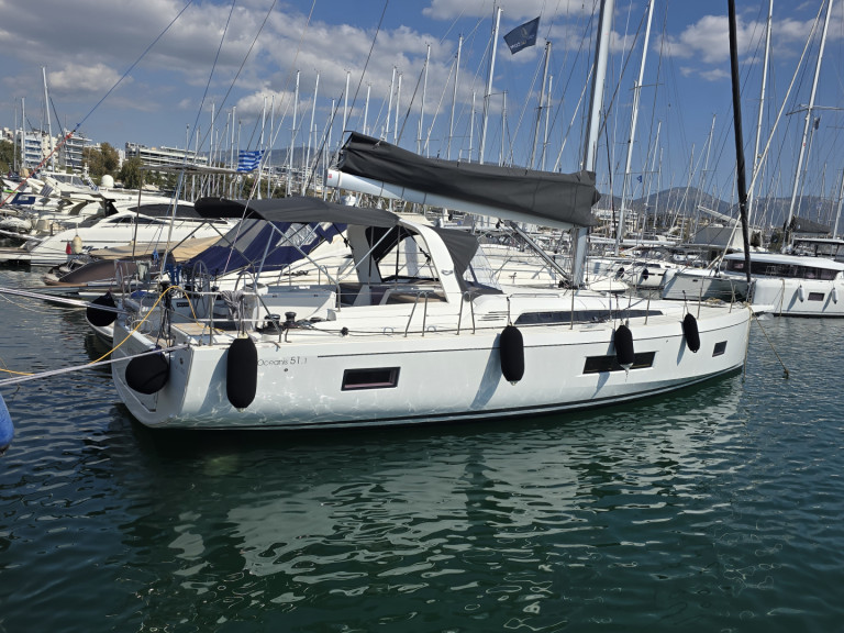 Yacht charter Alimos cheap Oceanis 51.1