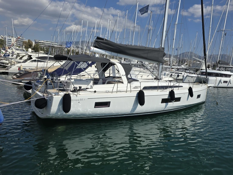 Yacht charter Alimos cheap Oceanis 51.1