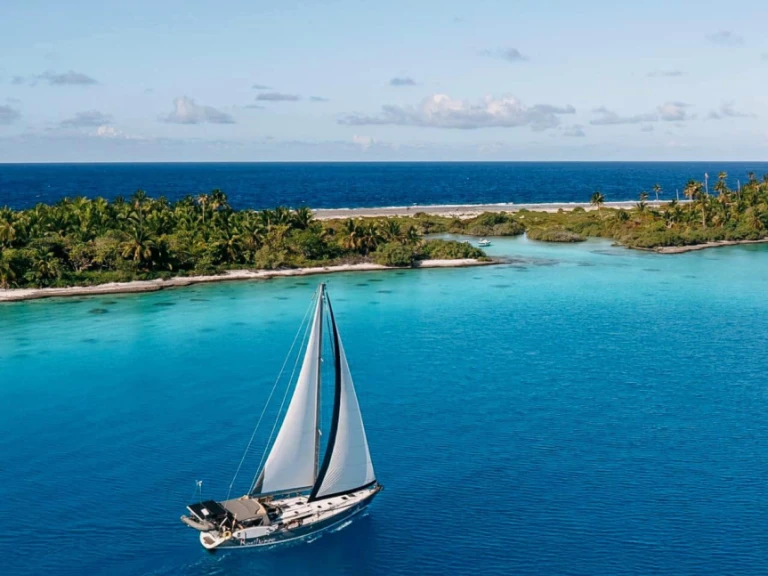 Boat rental Jeanneau Sun Odyssey 45.2 in Port Denarau Marina on Samboat