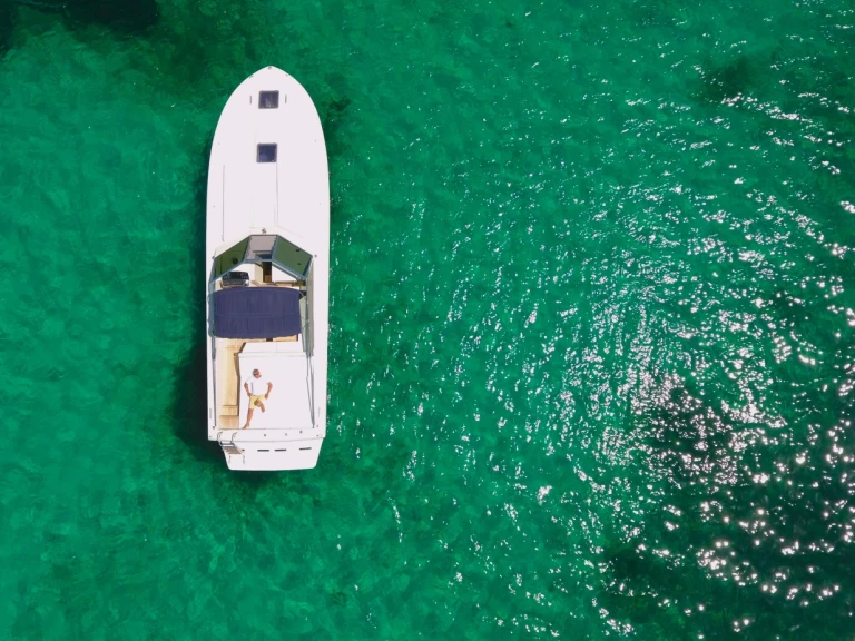 Motorboat for rent Porto Rotondo at the best price