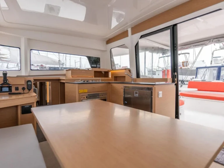 Yacht charter Marseille cheap Excess 11