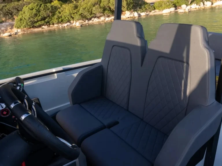 Motorboat rental with or without captain Protagon Zakynthos