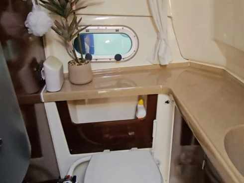 Jeanneau Leader 805 in Mandelieu-la-Napoule on SamBoat